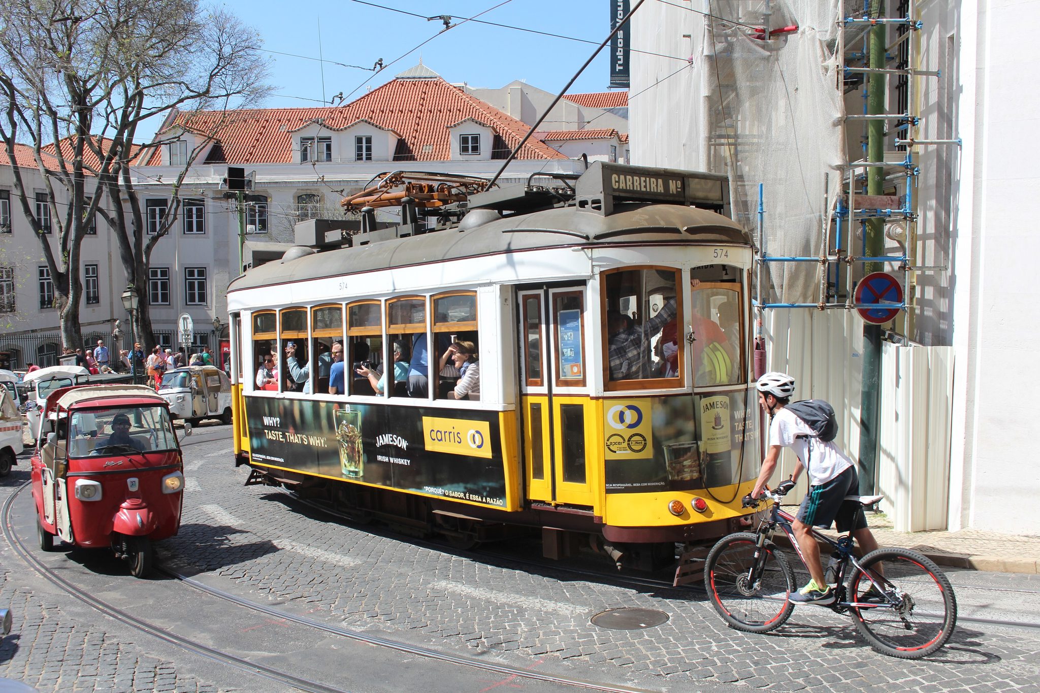 Tram 28